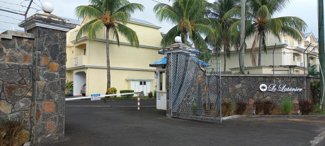 Ssvilla Flic en Flac Exterior photo